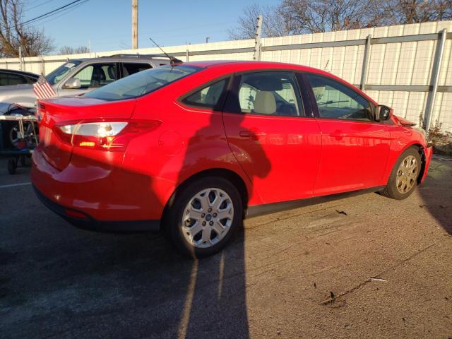 1FAHP3F22CL234044 - 2012 FORD FOCUS SE RED photo 3