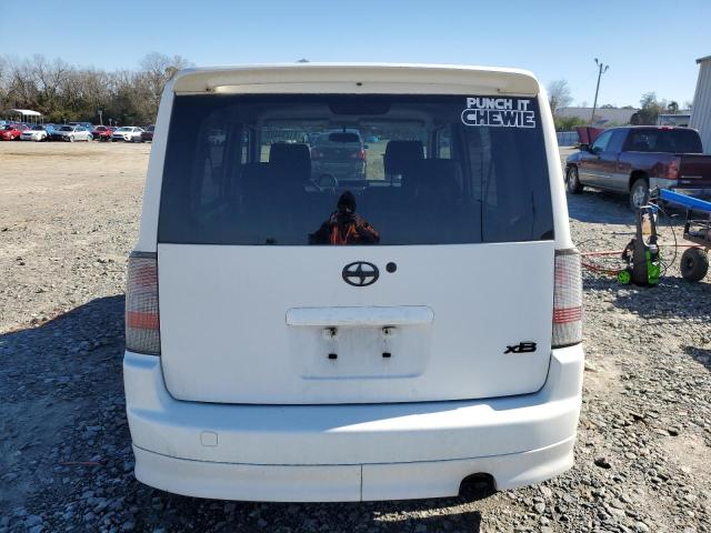 JTLKT324140155748 - 2004 TOYOTA SCION XB WHITE photo 6