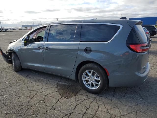 2C4RC1BG4PR531488 - 2023 CHRYSLER PACIFICA TOURING L GRAY photo 2
