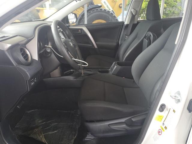 JTMZFREV8GJ092235 - 2016 TOYOTA RAV4 LE WHITE photo 7