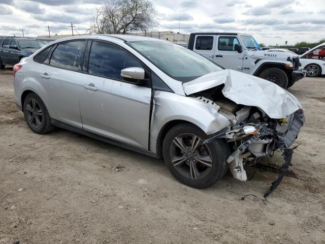 1FADP3F26EL275956 - 2014 FORD FOCUS SE SILVER photo 4