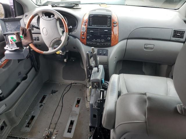 5TDYK4CC0AS337549 - 2010 TOYOTA SIENNA XLE Қара фото 8