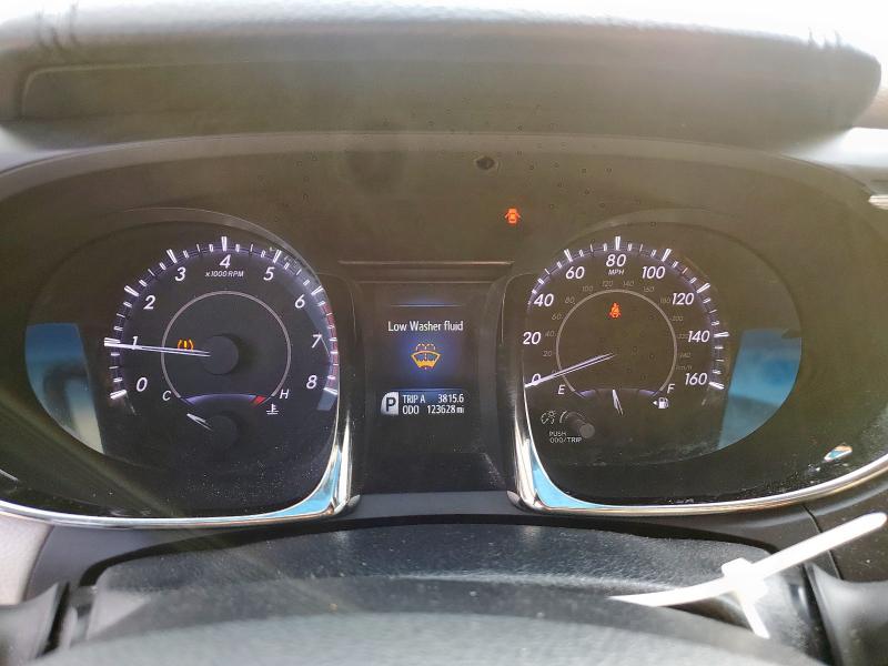 4T1BK1EB8DU026052 - 2013 TOYOTA AVALON BASE Сріблястий фото 9