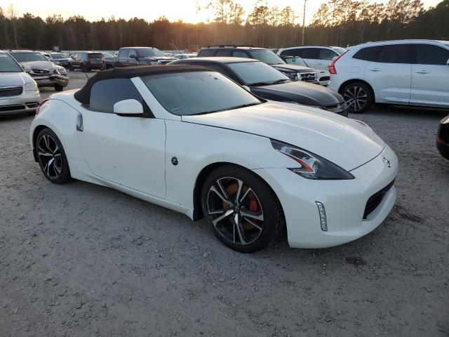 JN1AZ4FH8JM520281 - 2018 NISSAN 370Z BASE WHITE photo 4