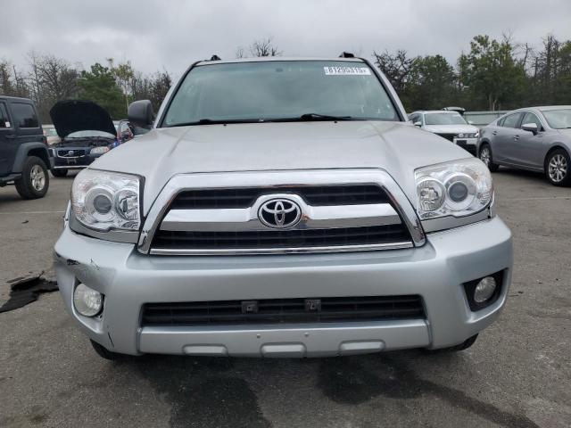 JTEBU14R078094755 - 2007 TOYOTA 4RUNNER SR5 银色 照片 5
