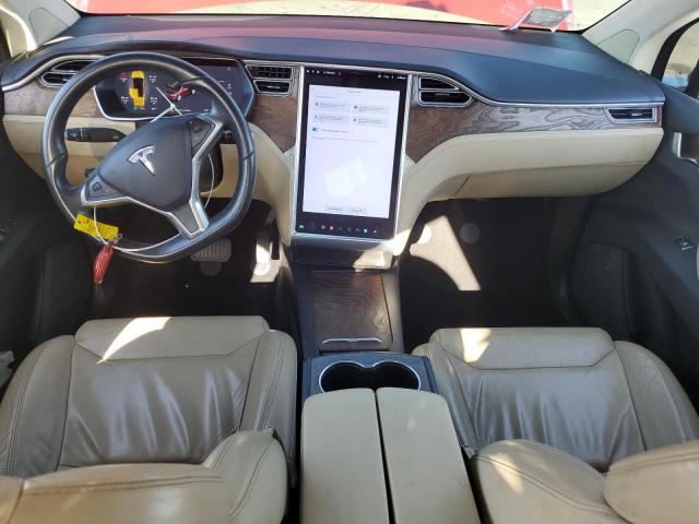 5YJXCBE22HF044770 - 2017 TESLA MODEL X Qırmızı foto 8