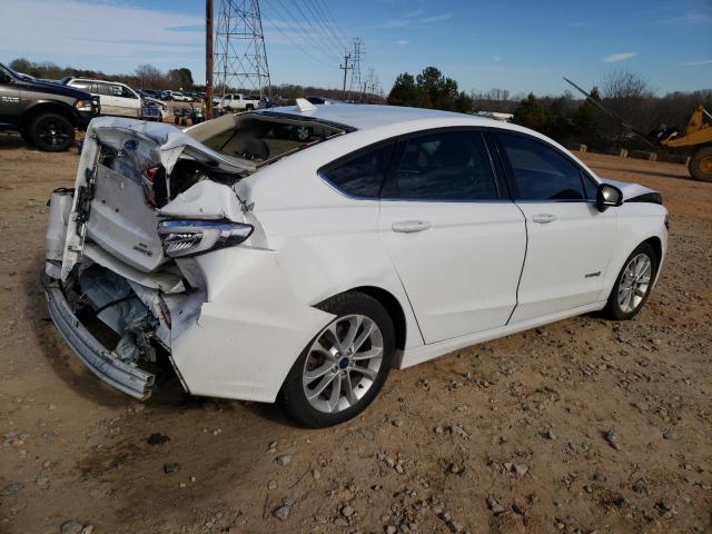 3FA6P0LU2KR207339 - 2019 FORD FUSION SE WHITE photo 3