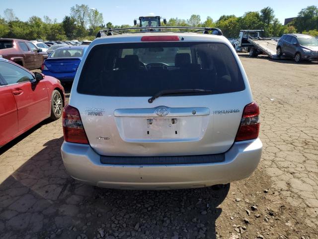 JTEHD21A260042183 - 2006 TOYOTA HIGHLANDER ვერცხლისფერი ფოტო 6