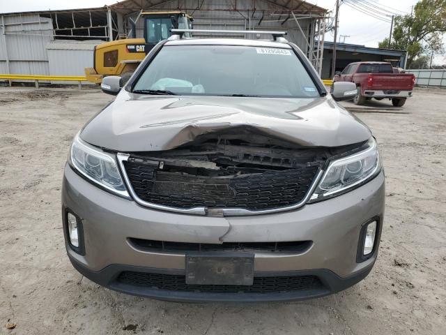 5XYKT3A66FG661975 - 2015 KIA SORENTO LX BROWN photo 5