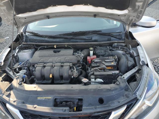 3N1AB7AP7JY335253 - 2018 NISSAN SENTRA S 银色 照片 11