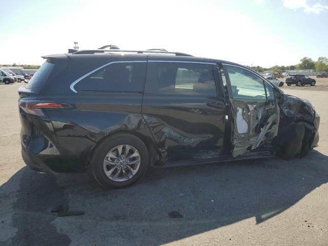 5TDBSKFC7SS197510 - 2025 TOYOTA SIENNA LE BLACK photo 3