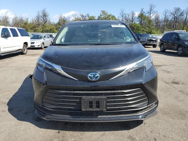 5TDBSKFC7SS197510 - 2025 TOYOTA SIENNA LE BLACK photo 5