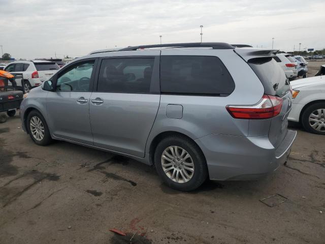5TDYZ3DC6HS836547 - 2017 TOYOTA SIENNA XLE SILVER photo 2