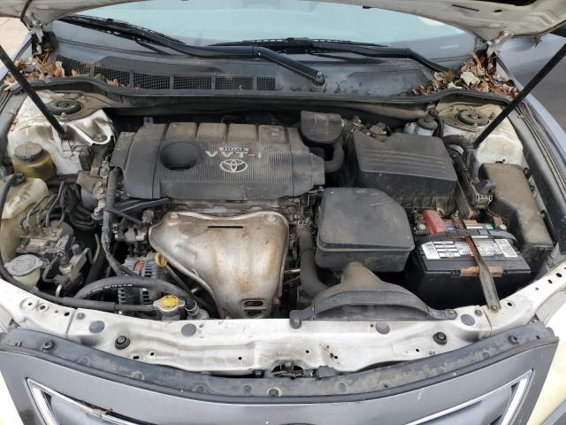 4T4BF3EK8AR005879 - 2010 TOYOTA CAMRY BASE رمادي صورة 11