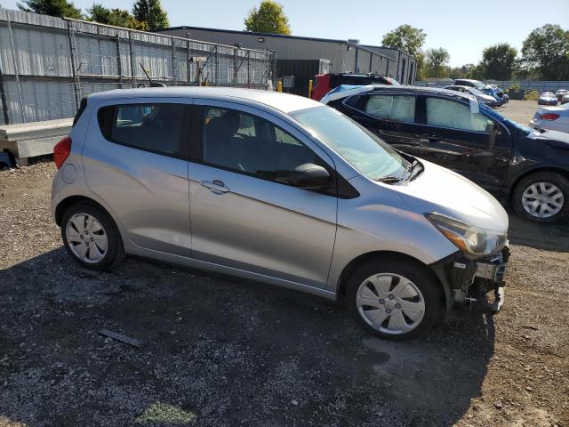 KL8CB6SAXHC796565 - 2017 CHEVROLET SPARK LS 银色 照片 4