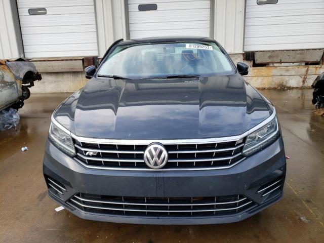 1VWDT7A3XHC067691 - 2017 VOLKSWAGEN PASSAT R-LINE ნაცრისფერი ფოტო 5