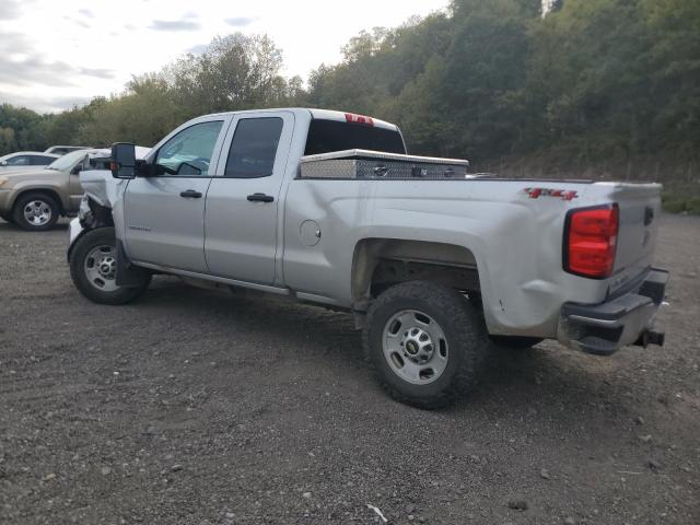 1GC2KUEG7JZ315231 - 2018 CHEVROLET SILVERADO K2500 HEAVY DUTY SILVER photo 2