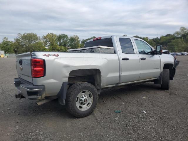 1GC2KUEG7JZ315231 - 2018 CHEVROLET SILVERADO K2500 HEAVY DUTY SILVER photo 3