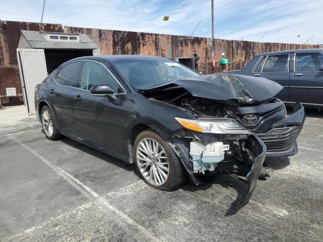 4T1B11HK0JU031238 - 2018 TOYOTA CAMRY L 黑色 照片 4