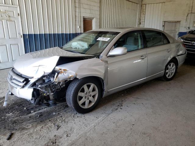 2006 TOYOTA AVALON XL, 