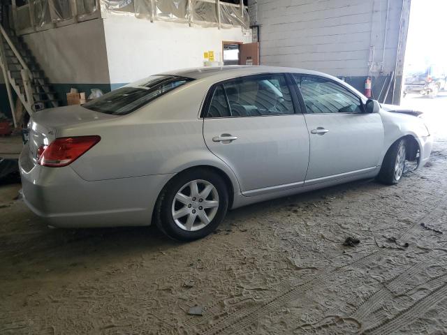 4T1BK36B06U117832 - 2006 TOYOTA AVALON XL Gümüş foto 3