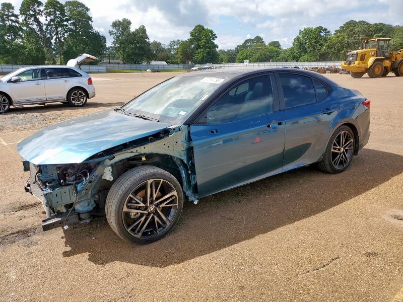 2025 TOYOTA CAMRY XSE, 