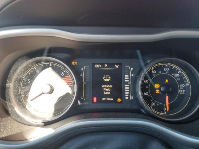 1C4PJMCB6HW646975 - 2017 JEEP CHEROKEE LATITUDE Rot Foto 9