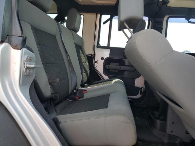 1J4BA3H10AL164363 - 2010 JEEP WRANGLER U SPORT Gümüş fotoğraf 10