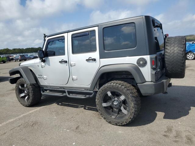 1J4BA3H10AL164363 - 2010 JEEP WRANGLER U SPORT Gümüş fotoğraf 2