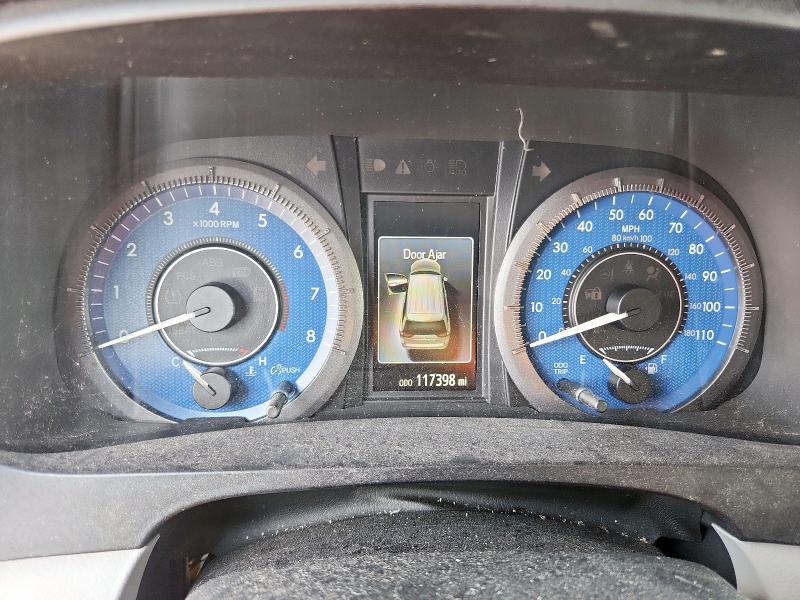 5TDYK3DC6FS558976 - 2015 TOYOTA SIENNA XLE SILVER photo 9