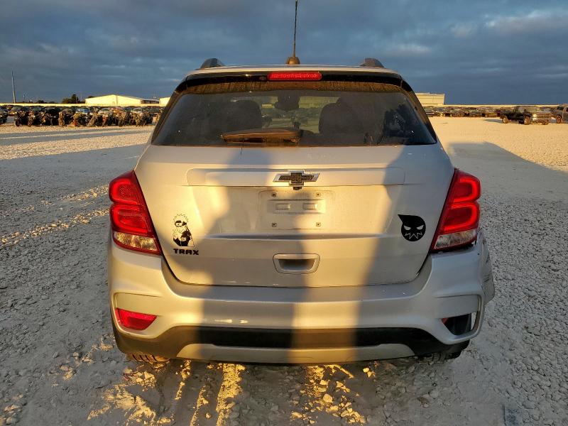 3GNCJLSB3KL388896 - 2019 CHEVROLET TRAX 1LT ვერცხლისფერი ფოტო 6