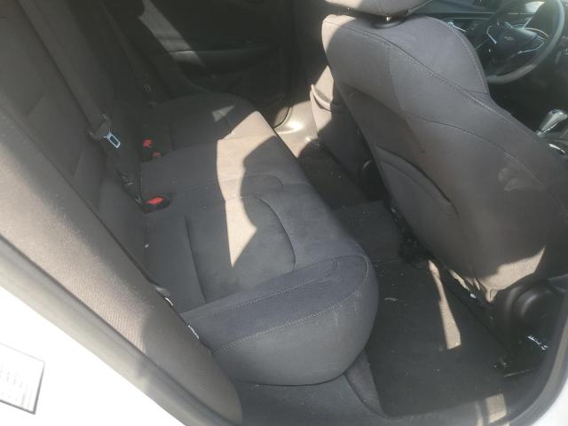 1G1ZE5ST3HF200756 - 2017 CHEVROLET MALIBU LT WHITE photo 10