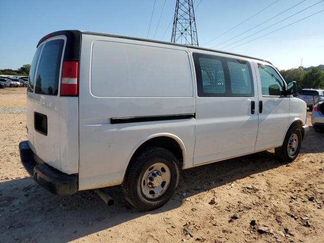 1GCWGFCA1C1184005 - 2012 CHEV EXPRESS G2500 WHITE photo 3