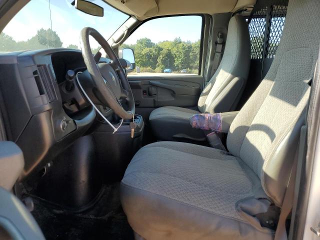 1GCWGFCA1C1184005 - 2012 CHEV EXPRESS G2500 WHITE photo 7