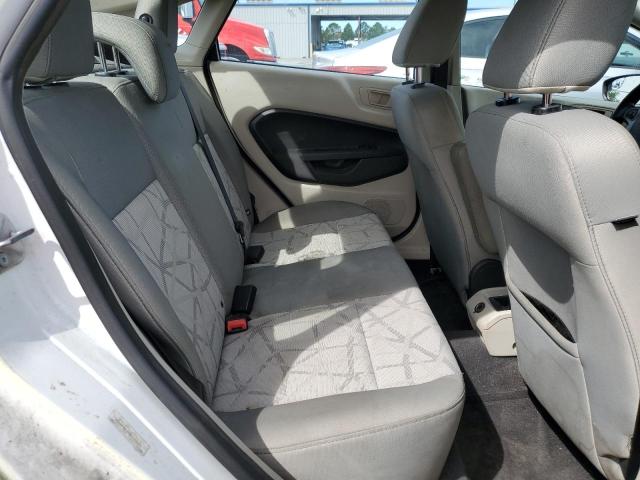 3FADP4BJXCM156693 - 2012 FORD FIESTA SE WHITE photo 10
