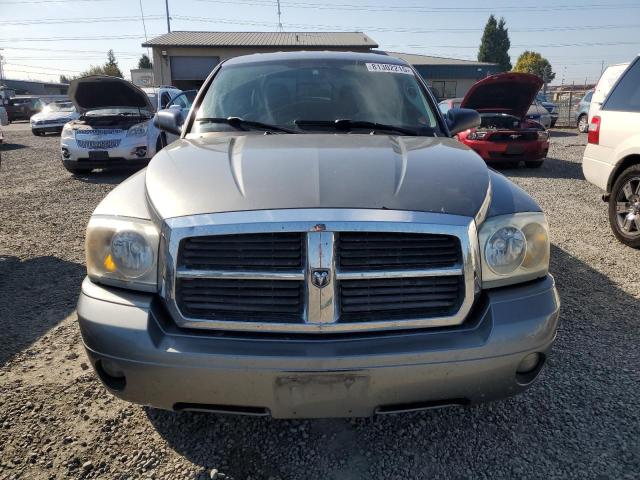 1D7HW48N26S537187 - 2006 DODGE DAKOTA QUAD SLT GRAY photo 5