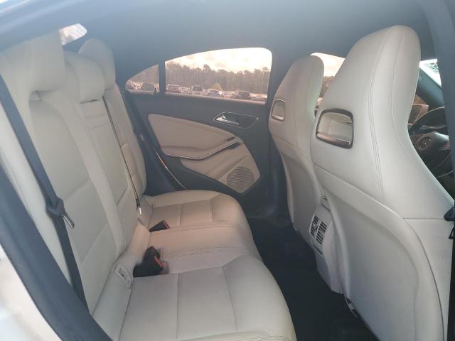 WDDSJ4GB9JN546620 - 2018 MERCEDES-BENZ CLA 250 4MATIC WHITE photo 10
