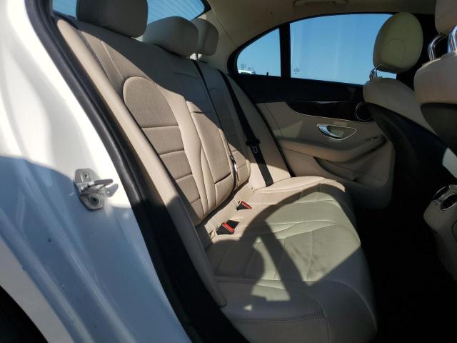 WDDWF4KBXGR142642 - 2016 MERCEDES-BENZ C 300 4MATIC WHITE photo 10