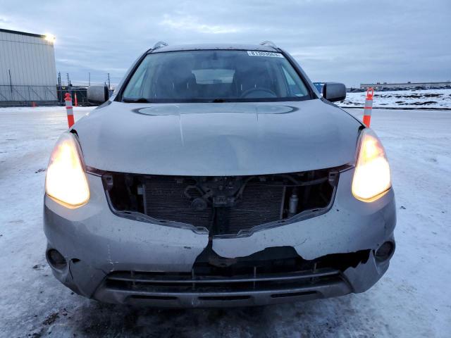 JN8AS5MV4DW138567 - 2013 NISSAN ROGUE S SILVER photo 5