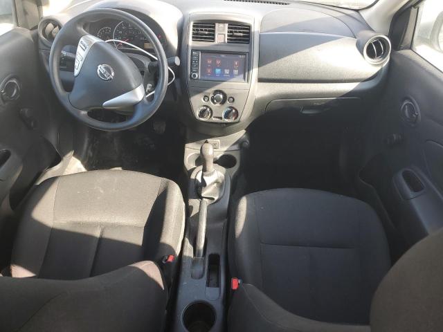 3N1CN7APXKL825670 - 2019 NISSAN VERSA S Gümüş foto 8