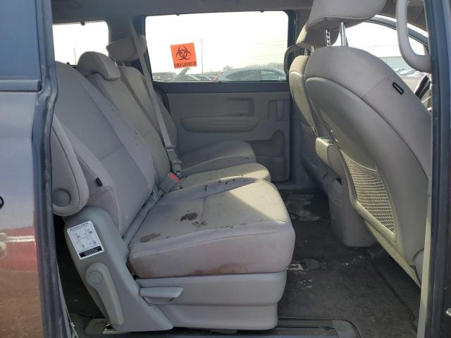 KNDMB5C16G6120132 - 2016 KIA SEDONA LX BROWN photo 11