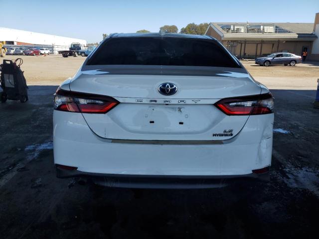 4T1C31AK4PU605745 - 2023 TOYOTA CAMRY LE WHITE photo 6