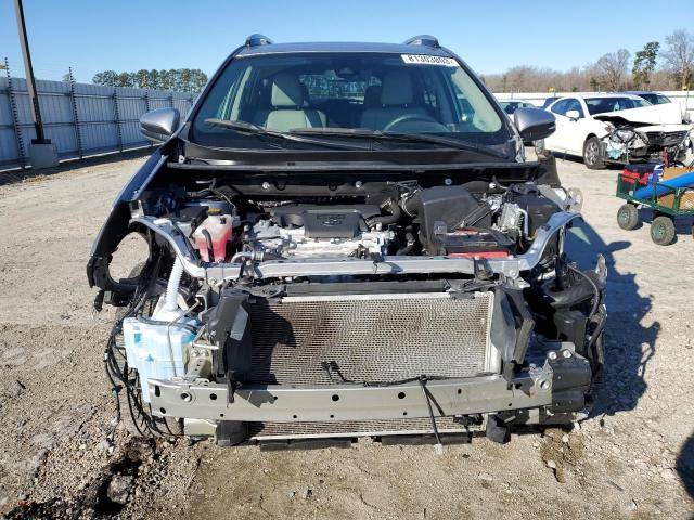 2T3YFREV2HW325329 - 2017 TOYOTA RAV4 LIMITED SILVER photo 5