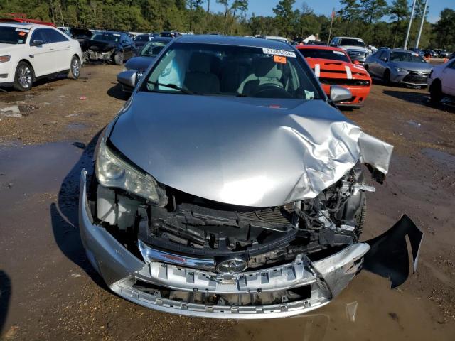 4T1BF1FK6GU526637 - 2016 TOYOTA CAMRY LE SILVER photo 5