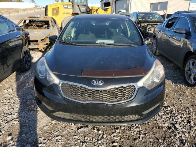 KNAFK4A66G5601986 - 2016 KIA FORTE LX BLACK photo 5