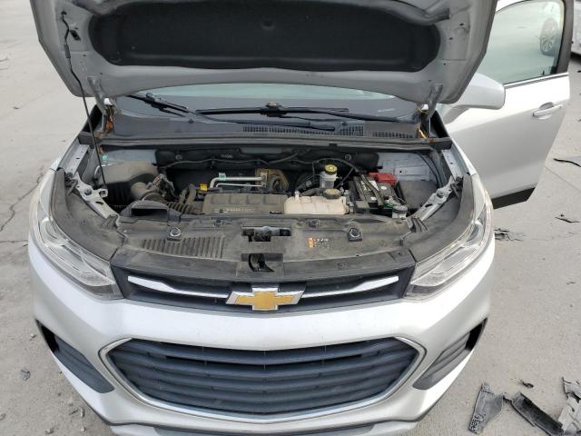 KL7CJLSB5HB071203 - 2017 CHEVROLET TRAX 1LT SILVER photo 12