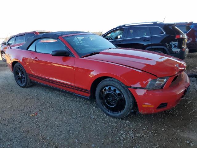 1ZVBP8EN2A5167999 - 2010 FORD MUSTANG RED photo 4