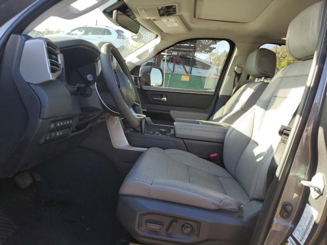 7SVAAABA3PX016245 - 2023 TOYOTA SEQUOIA SR5 灰色 照片 7