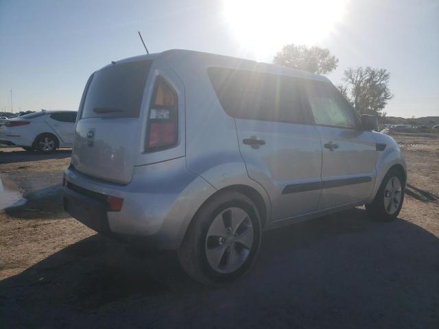 KNDJT2A1XB7261953 - 2011 KIA SOUL SILVER photo 3