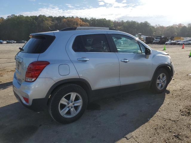 3GNCJLSB8KL291600 - 2019 CHEVROLET TRAX 1LT SILVER photo 3